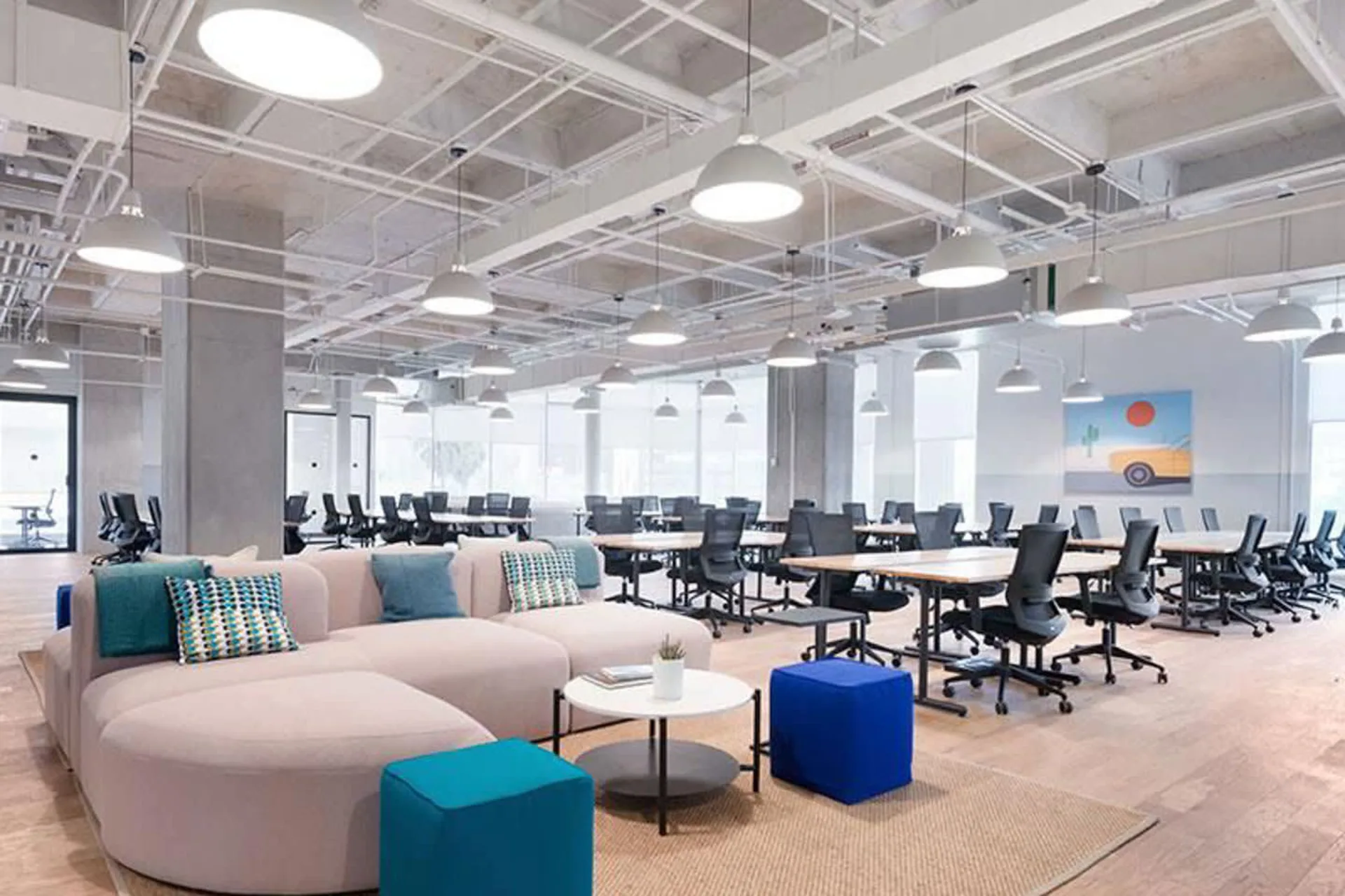 WeWork Amanora Crest gallery 3